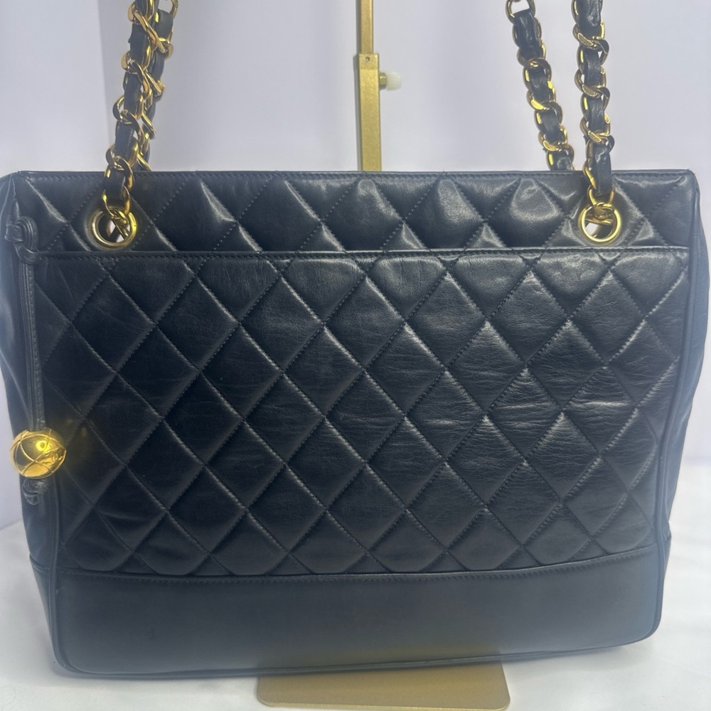 CHANEL Black and Gold Quilted Shoulder Bag - Picture 1 of 8